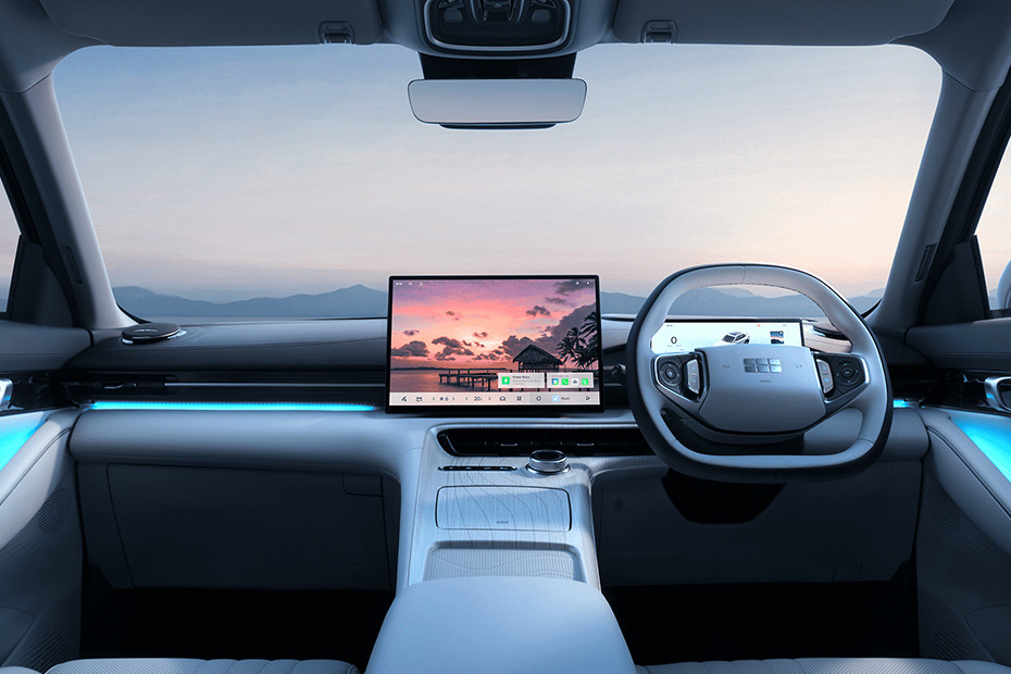 Test Drive GEELY STARRAY EM-I